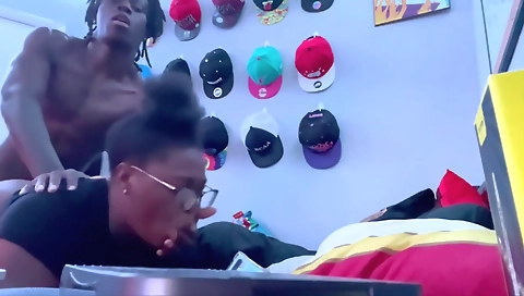 Make &s on alexidy stood