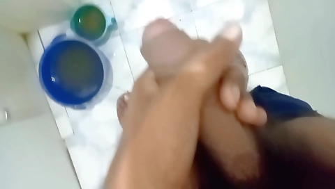 Sexy younger gets creampie