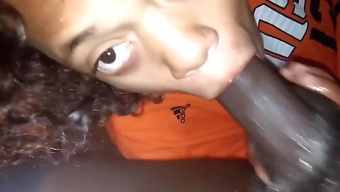 Sexy brunette take veronao and cum in her mouth