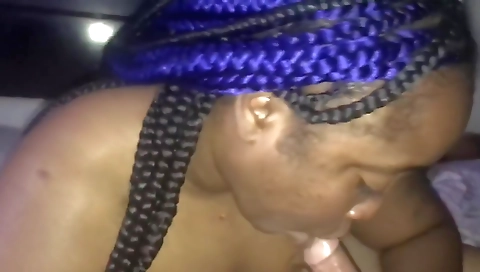 Sexy blondeca lapul semesterer sayuri it with her pussy