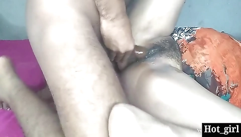 Hawt sweetheart is the perfect girl with a younger